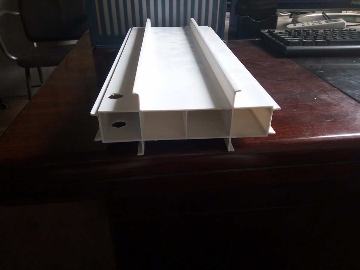 汉中立面拉缝板 (1)150MM宽拉缝板